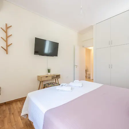 Promachos Acropolis Daire